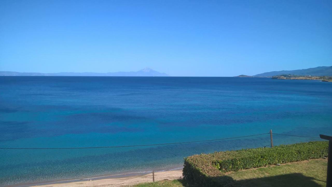 Sangue Blu Beachfront Villa Apartment Ayos Nikolaos Dış mekan fotoğraf