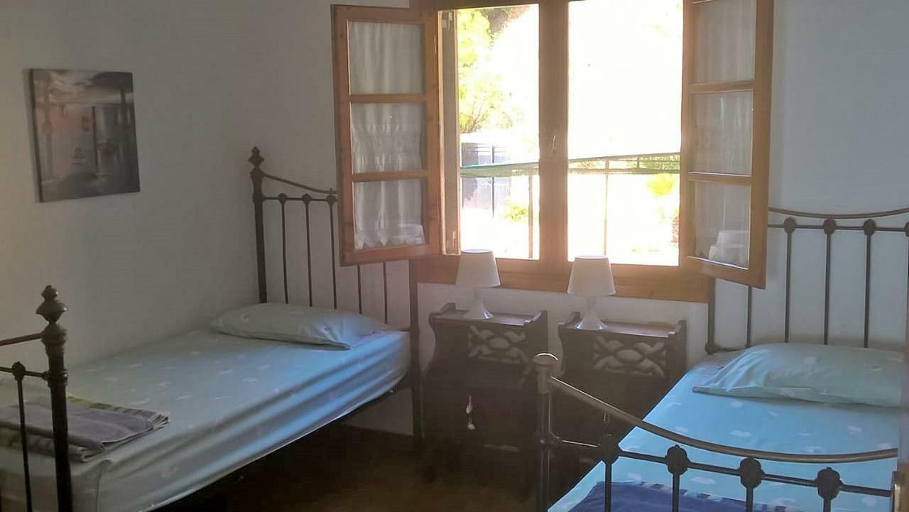 Sangue Blu Beachfront Villa Apartment Ayos Nikolaos Dış mekan fotoğraf
